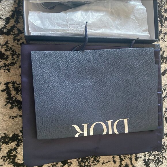 Dior B22 Black Reflective | Size 44(10.5)| 100% Authentic | Luxury Streetwear - Picture 10 of 14